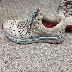 Brooks Glycerin 16 Running Shoe